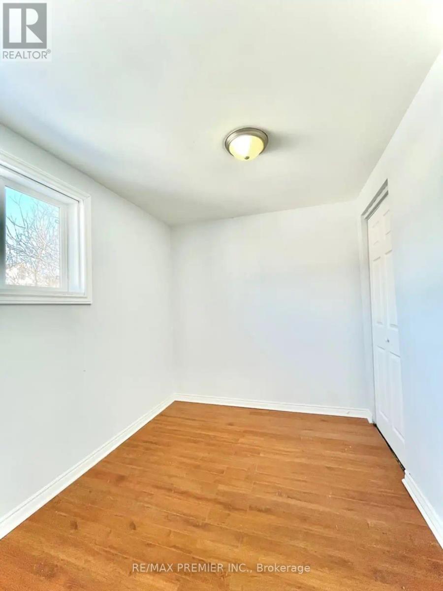 365 Bessie Avenue, Greater Sudbury (Sudbury), Ontario  P3C 4H6 - Photo 17 - X11960969