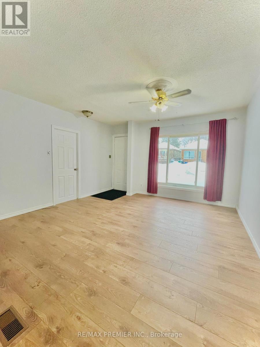 Property at 365 BESSIE AVENUE image 3