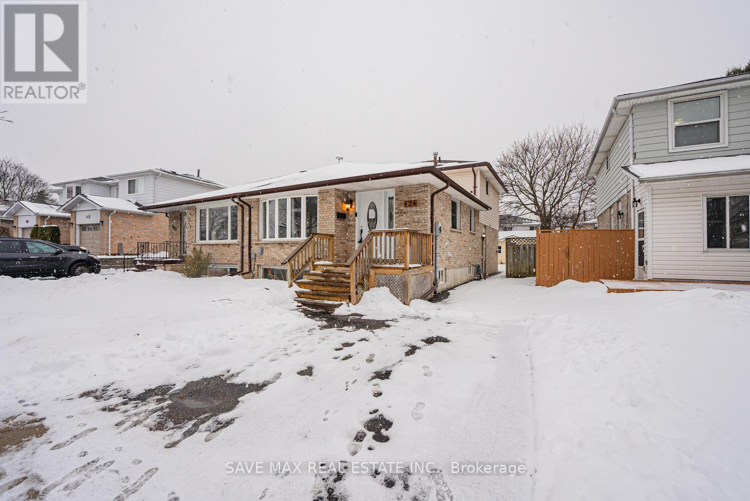 424 Laguna Street N, Oshawa, Ontario  L1K 1E2 - Photo 3 - E11960543