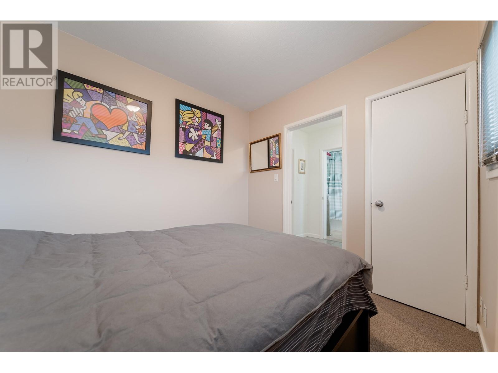 Listing Picture 22 of 39 : 1865 E 53RD AVENUE, Vancouver / 溫哥華 - 魯藝地產 Yvonne Lu Group - MLS Medallion Club Member