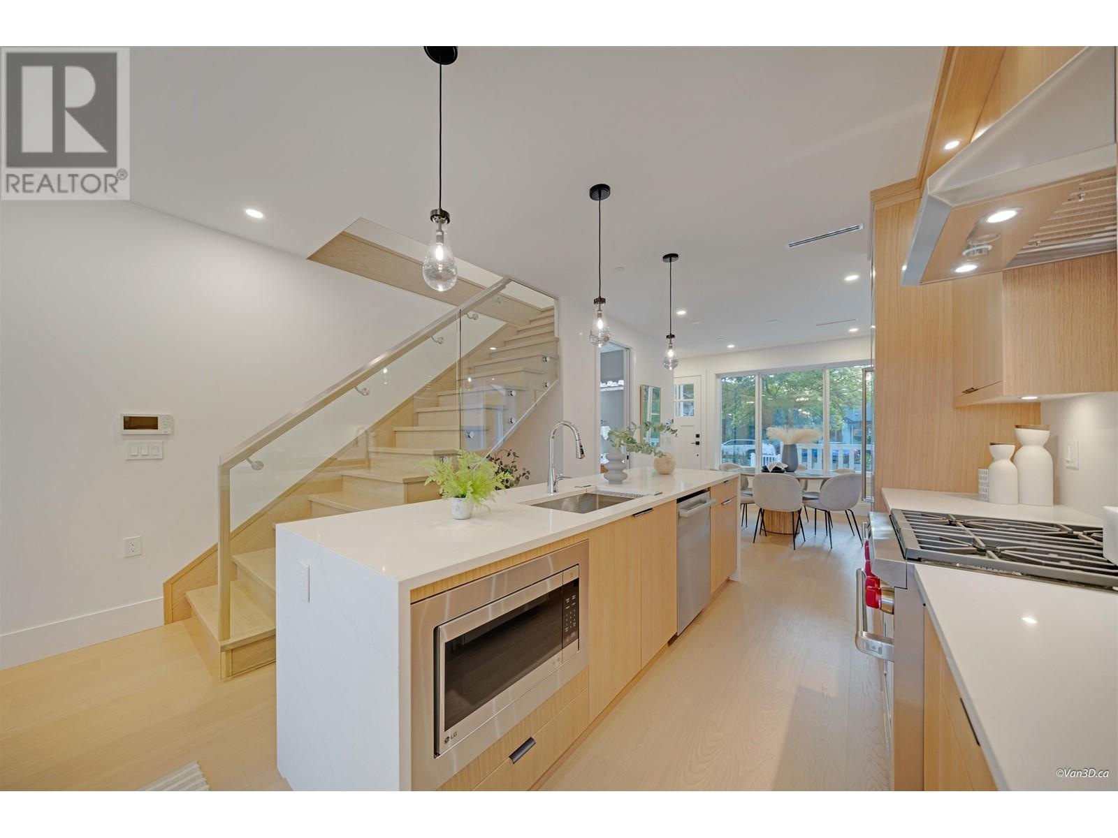 2658 Waterloo Street, Vancouver, British Columbia  V6R 3H7 - Photo 7 - R2964382