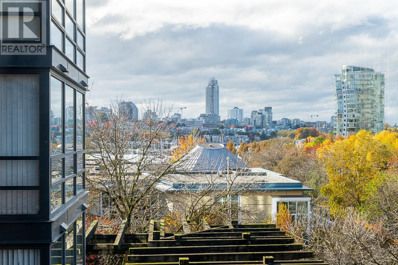 Listing Picture 11 of 35 : 6D 139 DRAKE STREET, Vancouver / 溫哥華 - 魯藝地產 Yvonne Lu Group - MLS Medallion Club Member