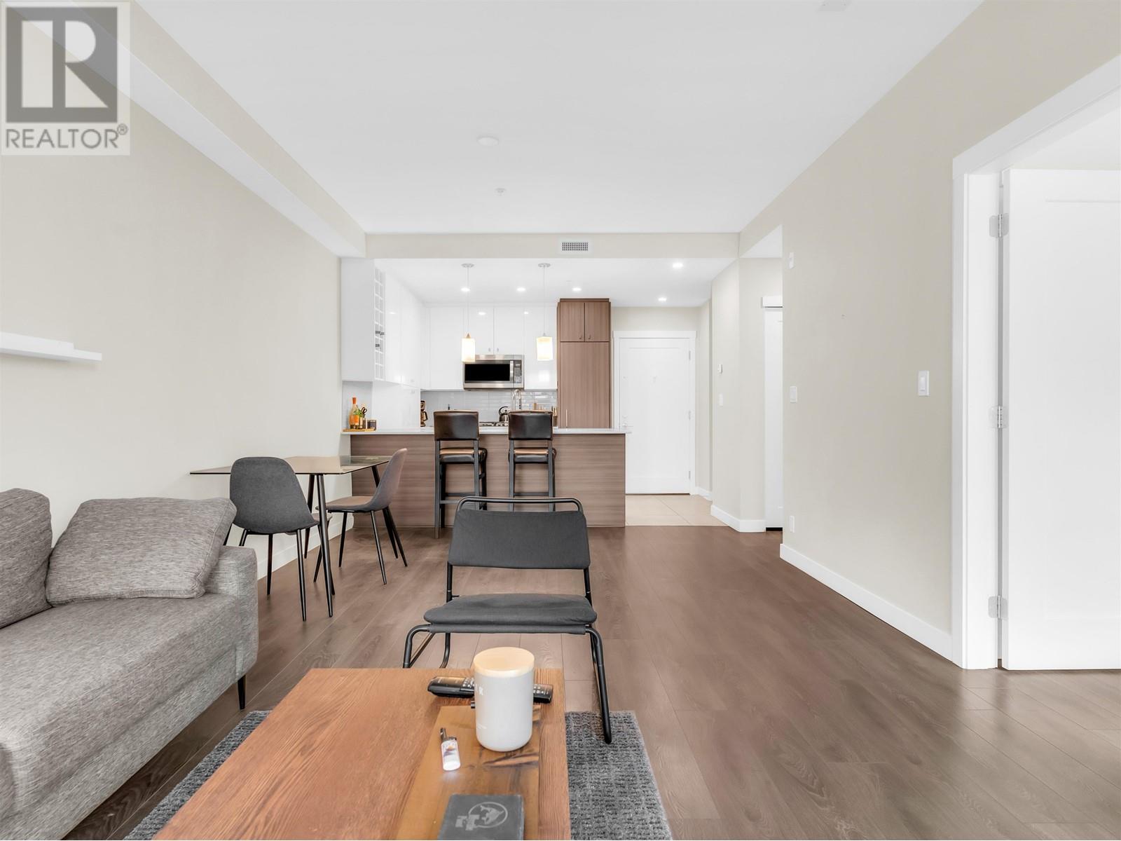 Listing Picture 10 of 28 : 206 23233 GILLEY ROAD, Richmond / 烈治文 - 魯藝地產 Yvonne Lu Group - MLS Medallion Club Member