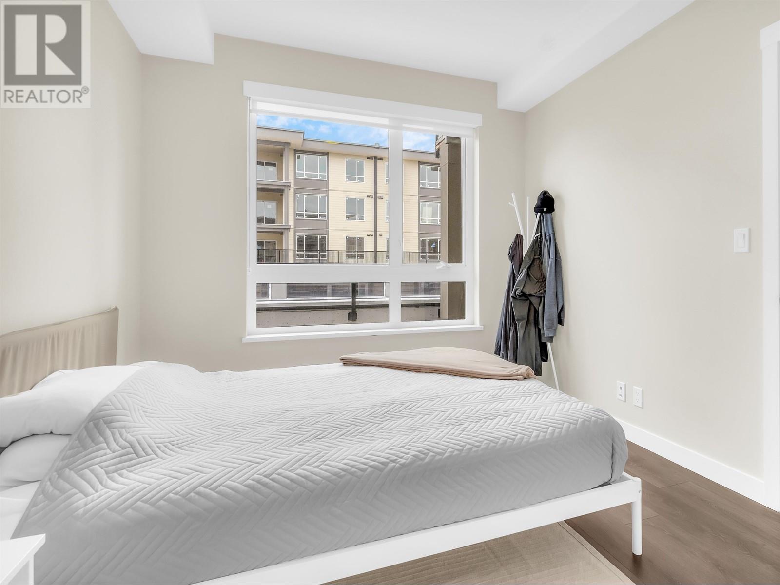 Listing Picture 16 of 28 : 206 23233 GILLEY ROAD, Richmond / 烈治文 - 魯藝地產 Yvonne Lu Group - MLS Medallion Club Member