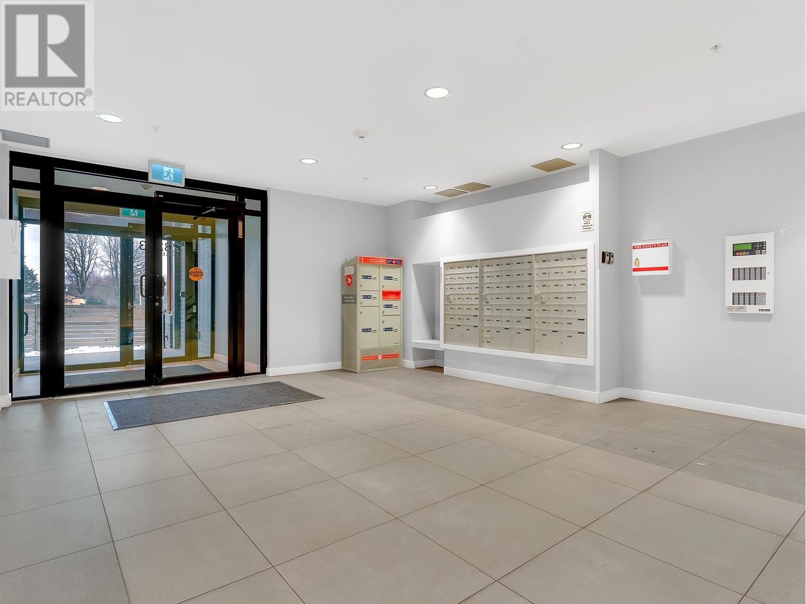 Listing Picture 28 of 28 : 206 23233 GILLEY ROAD, Richmond / 烈治文 - 魯藝地產 Yvonne Lu Group - MLS Medallion Club Member