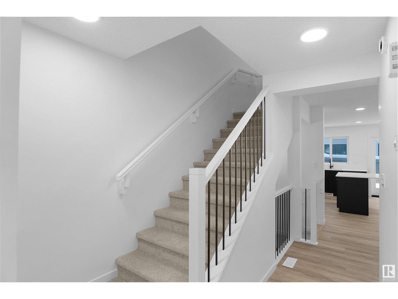 Property at #9 19904 31 AV NW image 3