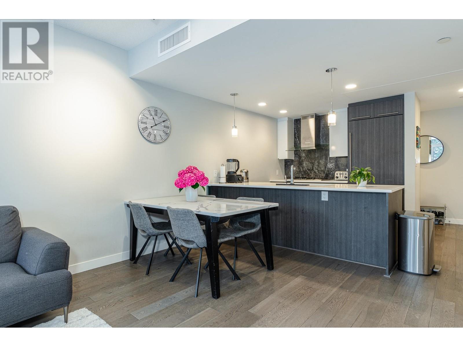 205 5033 Cambie Street, Vancouver, British Columbia  V5Z 0H6 - Photo 5 - R2962794