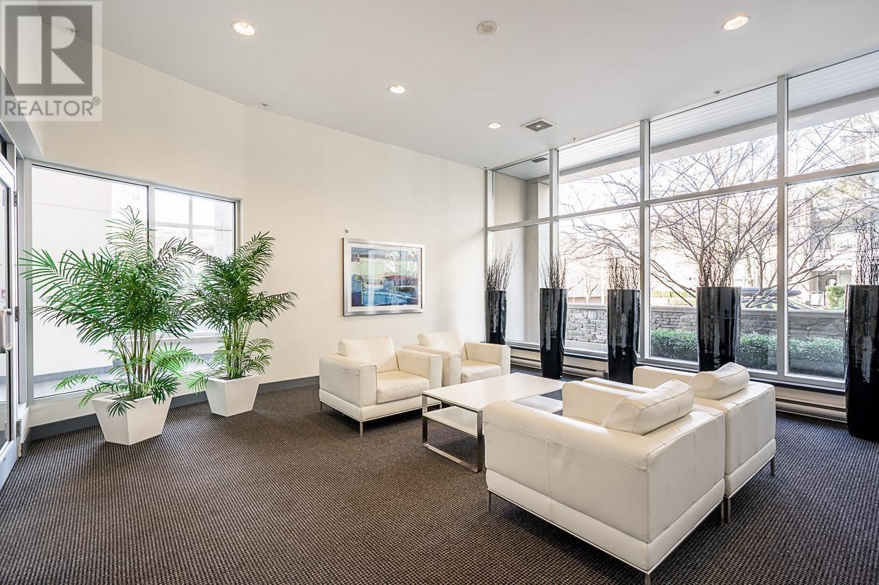 Listing Picture 31 of 36 : 1676 W 8TH AVENUE, Vancouver / 溫哥華 - 魯藝地產 Yvonne Lu Group - MLS Medallion Club Member