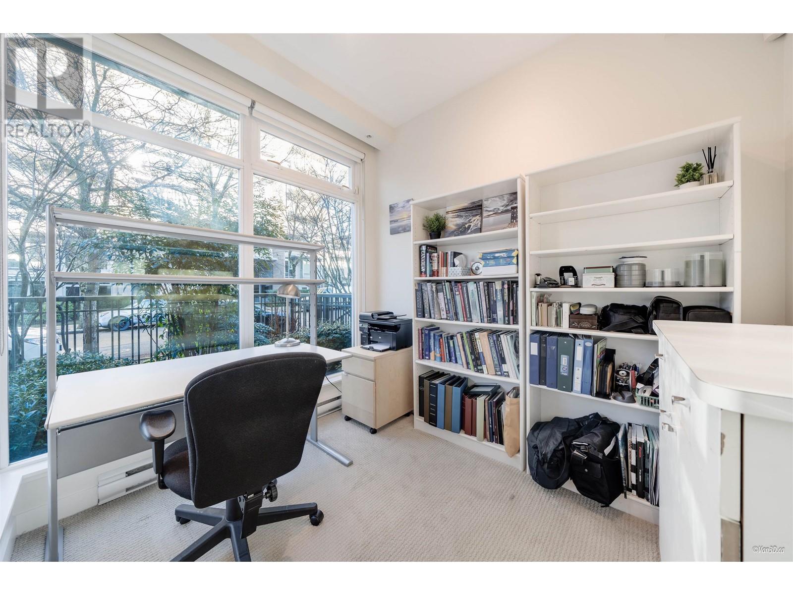 Listing Picture 19 of 36 : 1676 W 8TH AVENUE, Vancouver / 溫哥華 - 魯藝地產 Yvonne Lu Group - MLS Medallion Club Member