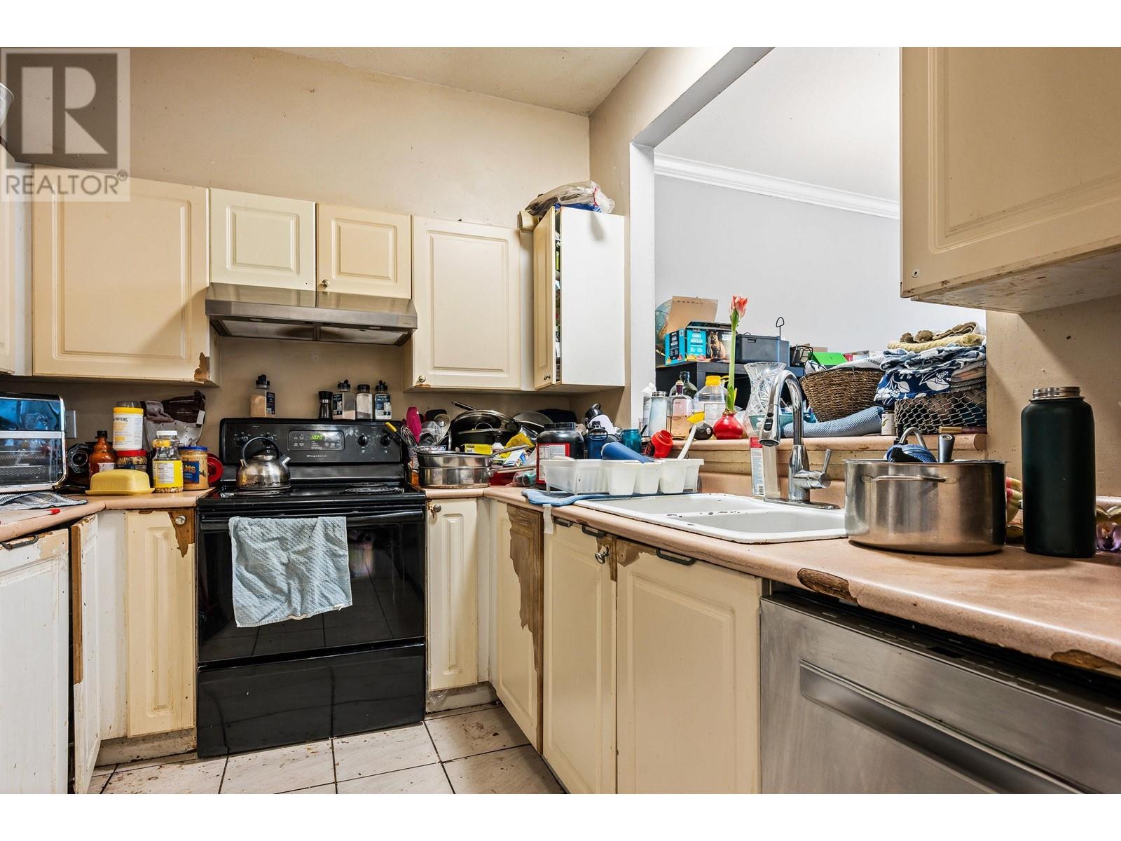 101 2340 Hawthorne Avenue, Port Coquitlam, British Columbia  V3C 1W9 - Photo 5 - R2964341