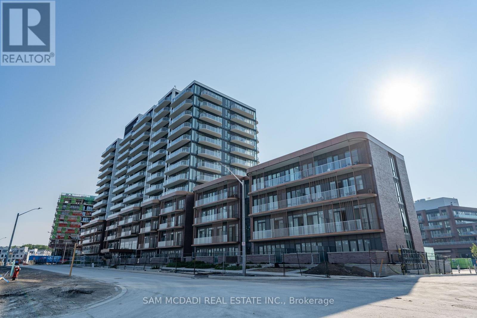 Property at 608 - 220 MISSINNIHE WAY image 1