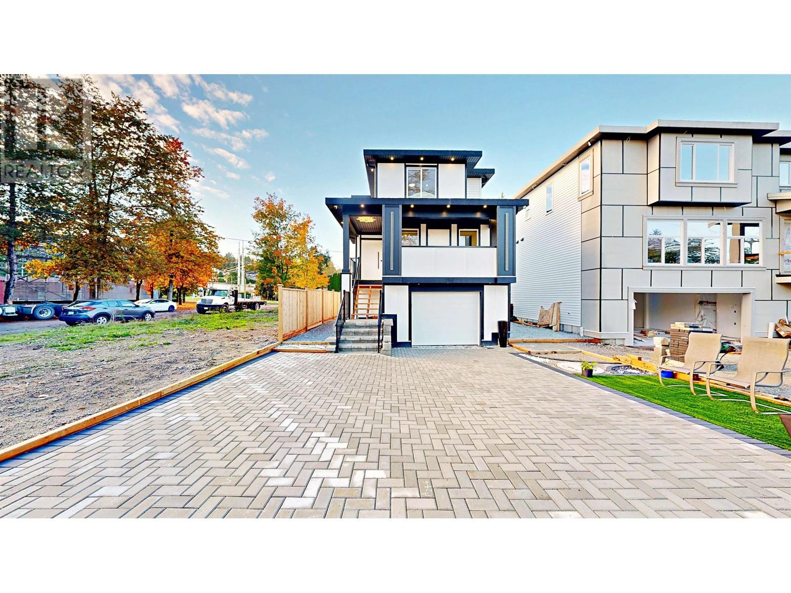 793 Westwood Street, Coquitlam, British Columbia  V3C 3L1 - Photo 1 - C8066417