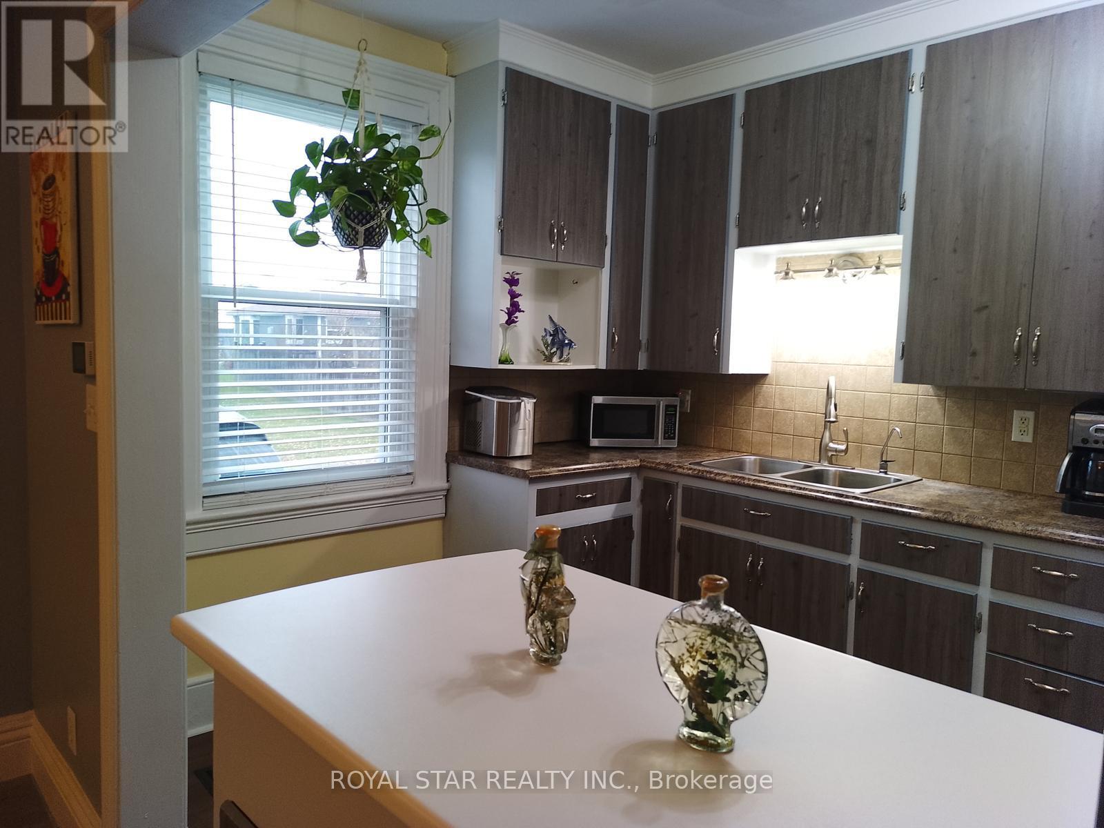 240 Freelton Road E, Hamilton, Ontario  L8B 0Z5 - Photo 30 - X9768253