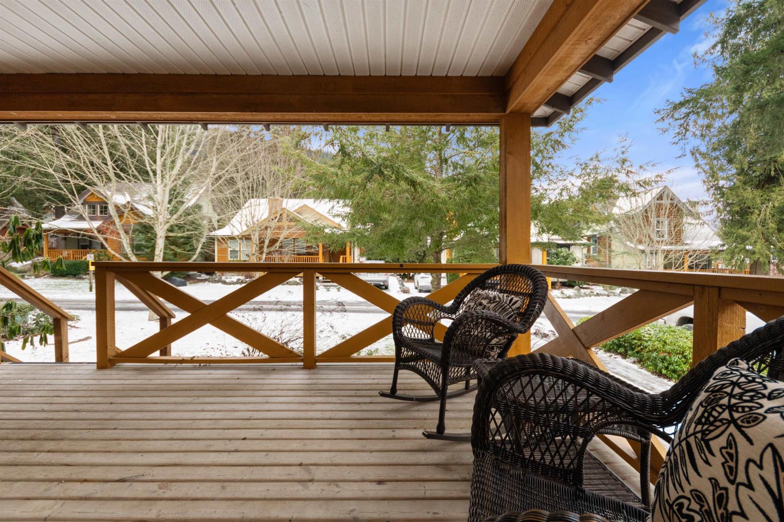 43610 Cotton Tail Crossing, Cultus Lake South, Lindell Beach, British Columbia V2R 0E1 - Photo 3 - R2964206