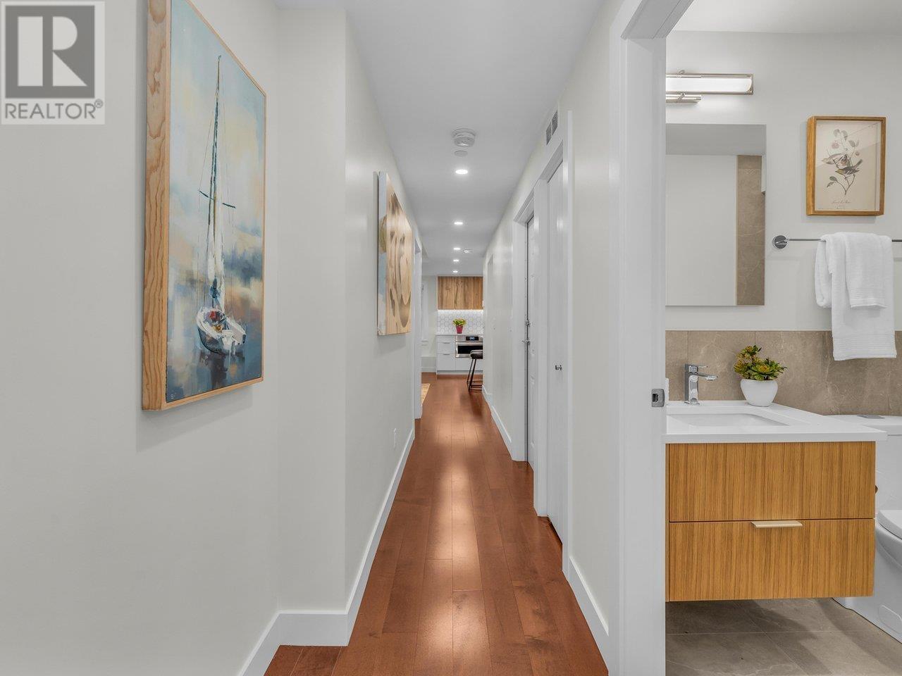 Listing Picture 26 of 36 : 1 3536 POINT GREY ROAD, Vancouver / 溫哥華 - 魯藝地產 Yvonne Lu Group - MLS Medallion Club Member