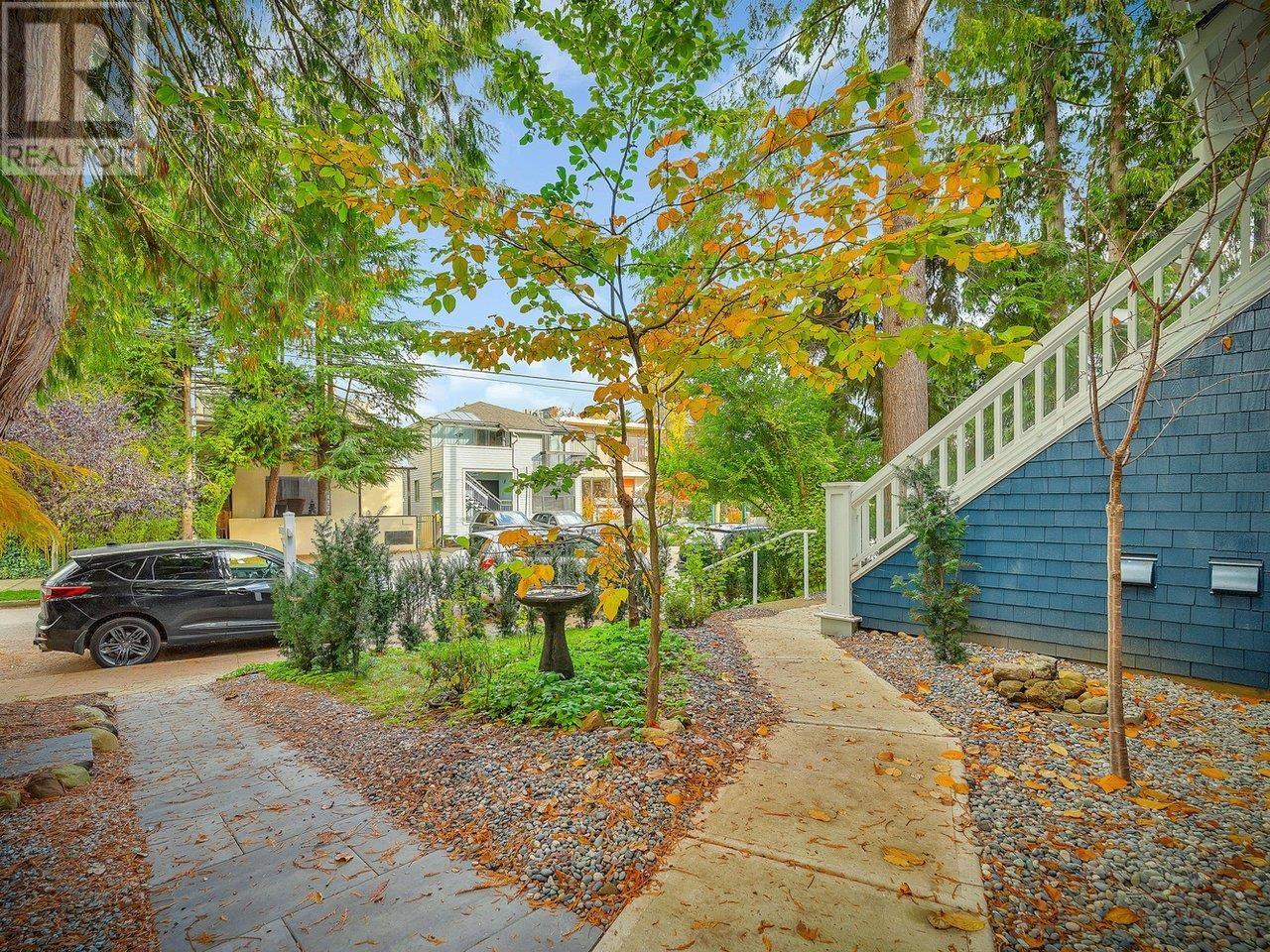 Listing Picture 4 of 36 : 1 3536 POINT GREY ROAD, Vancouver / 溫哥華 - 魯藝地產 Yvonne Lu Group - MLS Medallion Club Member