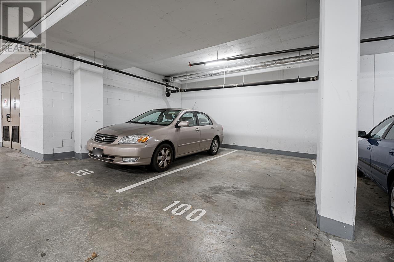 Listing Picture 32 of 38 : 312 4768 BRENTWOOD DRIVE, Burnaby / 本拿比 - 魯藝地產 Yvonne Lu Group - MLS Medallion Club Member