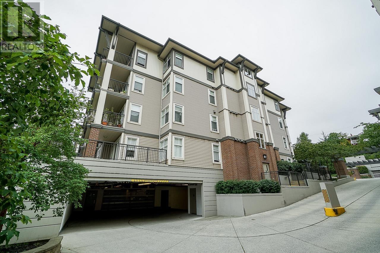 Listing Picture 36 of 38 : 312 4768 BRENTWOOD DRIVE, Burnaby / 本拿比 - 魯藝地產 Yvonne Lu Group - MLS Medallion Club Member