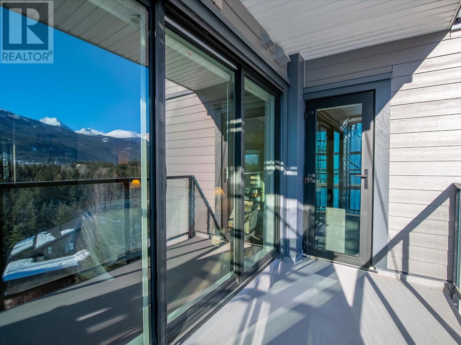 205 3217 Blueberry Drive, Whistler, British Columbia  V8E 0B8 - Photo 4 - R2964409