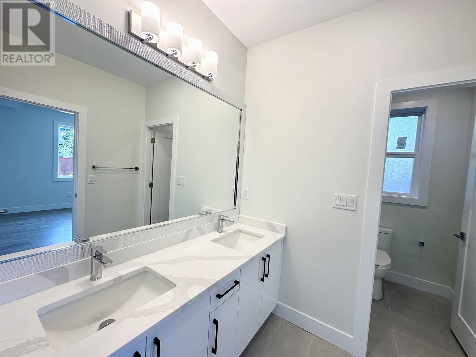 526 Jordan Way, Gibsons, British Columbia  V0N 1V5 - Photo 9 - R2964427