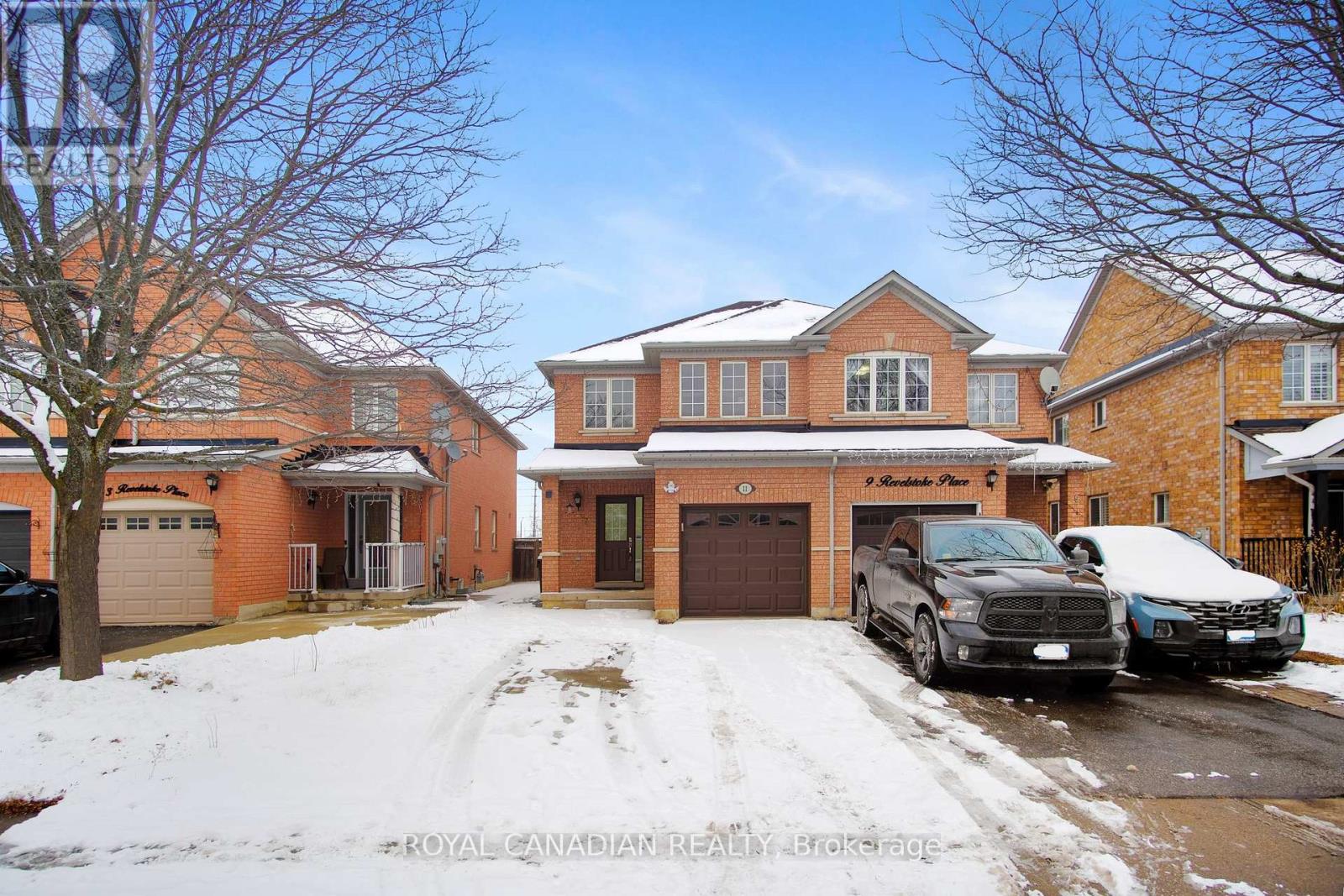 11 REVELSTOKE PLACE, Brampton, Ontario