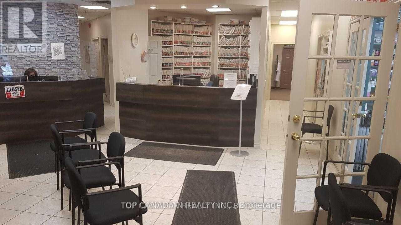 15 - 9555 Yonge Street, Richmond Hill, Ontario  L4C 9M5 - Photo 5 - N11961154