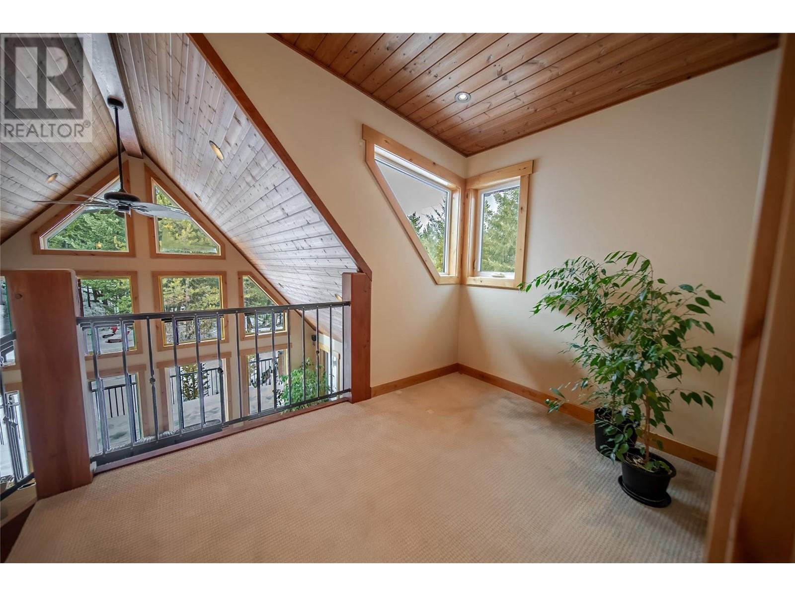 3012 Westview Road, Cranbrook, British Columbia  V1C 7G8 - Photo 29 - 10333922
