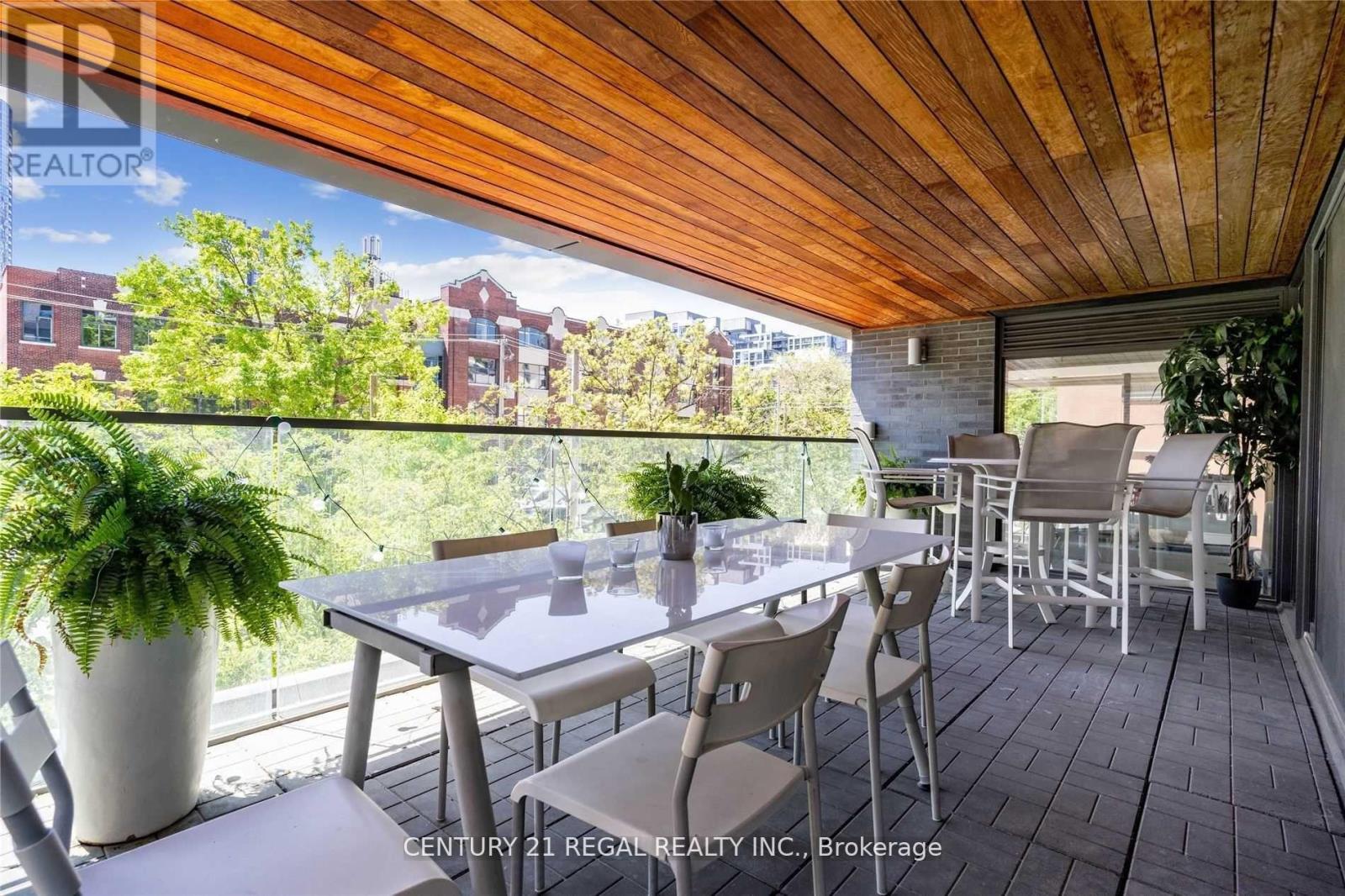 Property at 201 - 500 WELLINGTON STREET W image 3