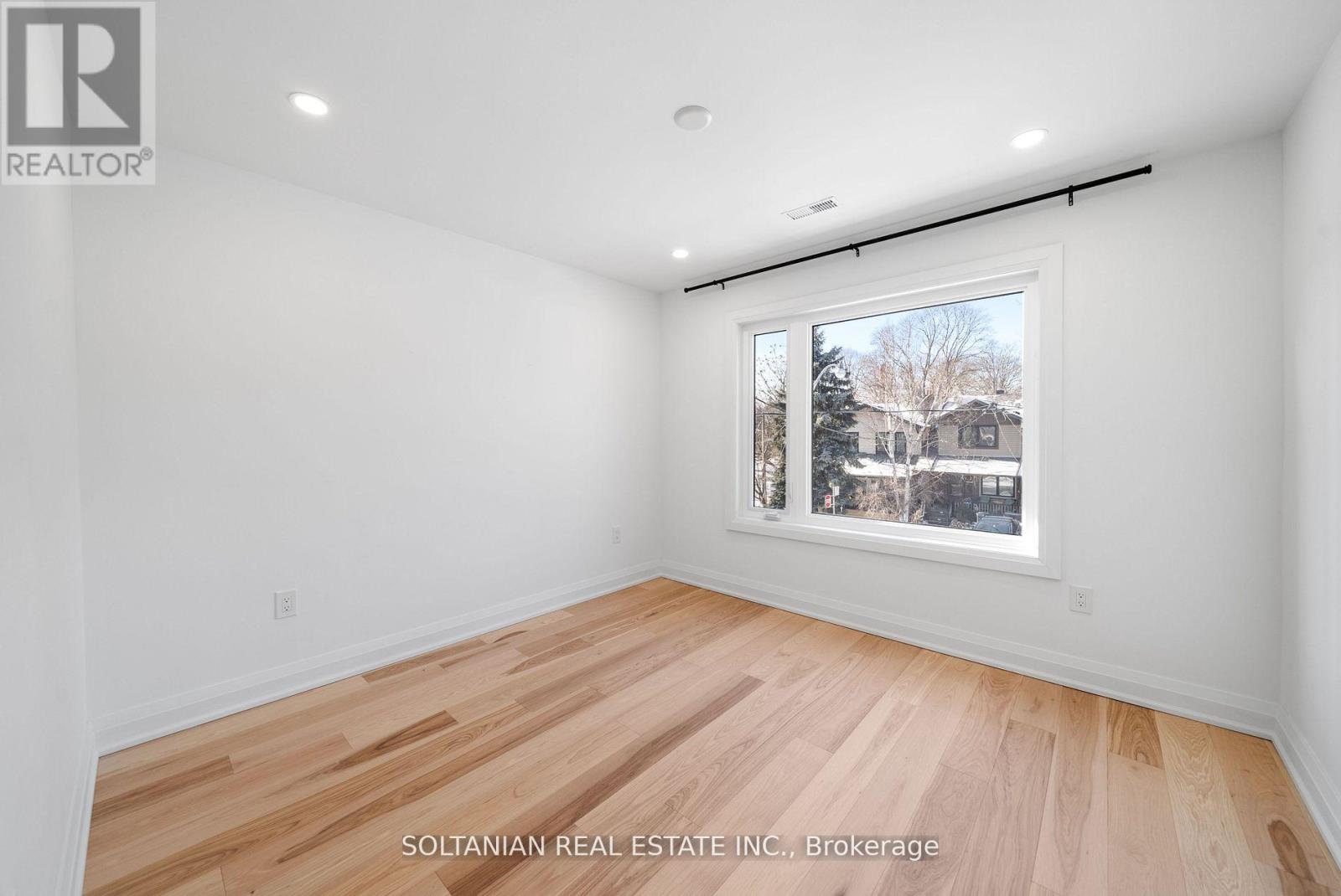 1a Normandy Boulevard, Toronto, Ontario  M4L 3K1 - Photo 24 - E11961199
