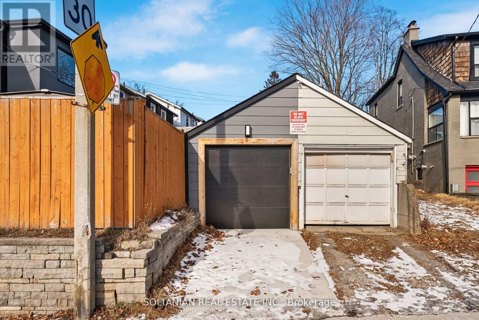1a Normandy Boulevard, Toronto, Ontario  M4L 3K1 - Photo 35 - E11961199
