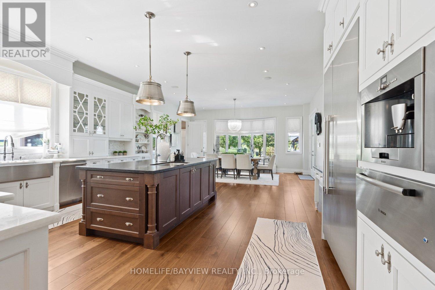 Property at 50 STALLIONS COURT NW image 5