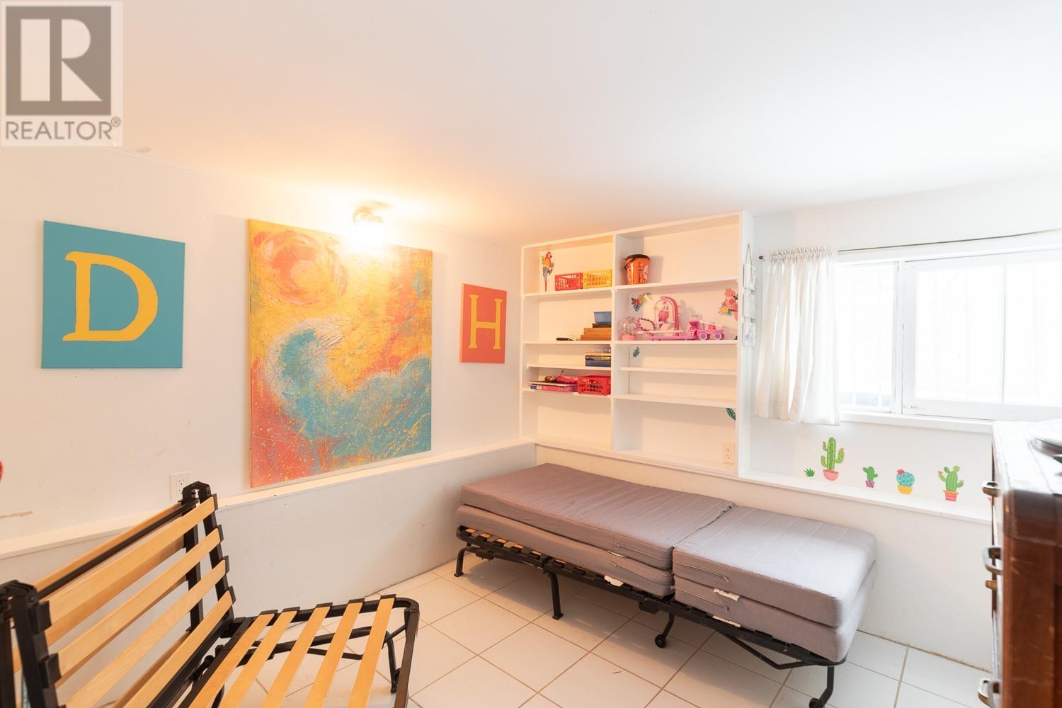 2346 Balaclava Street, Vancouver, British Columbia  V6K 4C7 - Photo 12 - R2964333