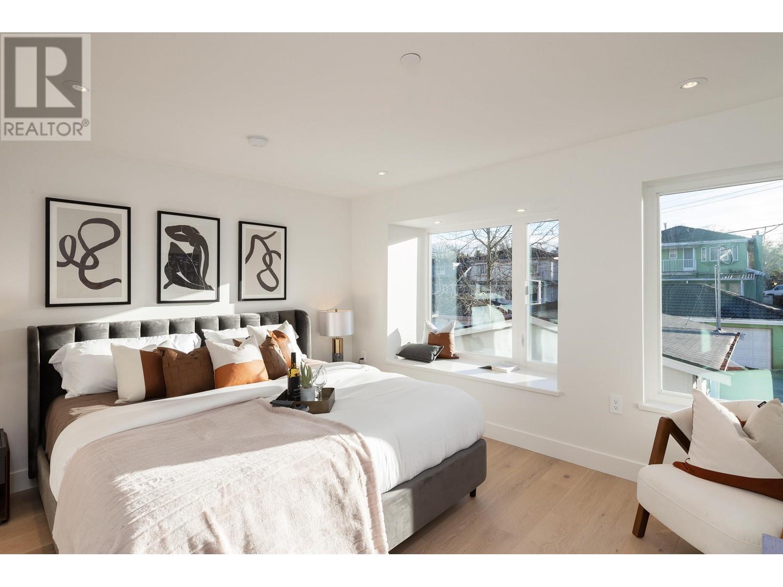 Listing Picture 31 of 38 : 32 E 37TH AVENUE, Vancouver / 溫哥華 - 魯藝地產 Yvonne Lu Group - MLS Medallion Club Member