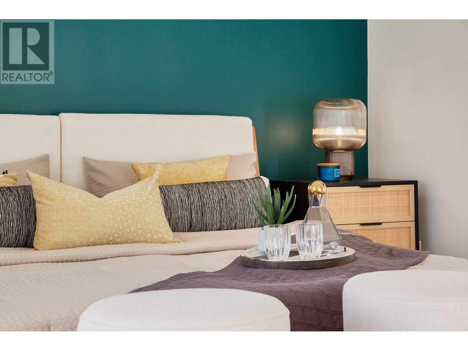 Listing Picture 19 of 38 : 32 E 37TH AVENUE, Vancouver / 溫哥華 - 魯藝地產 Yvonne Lu Group - MLS Medallion Club Member