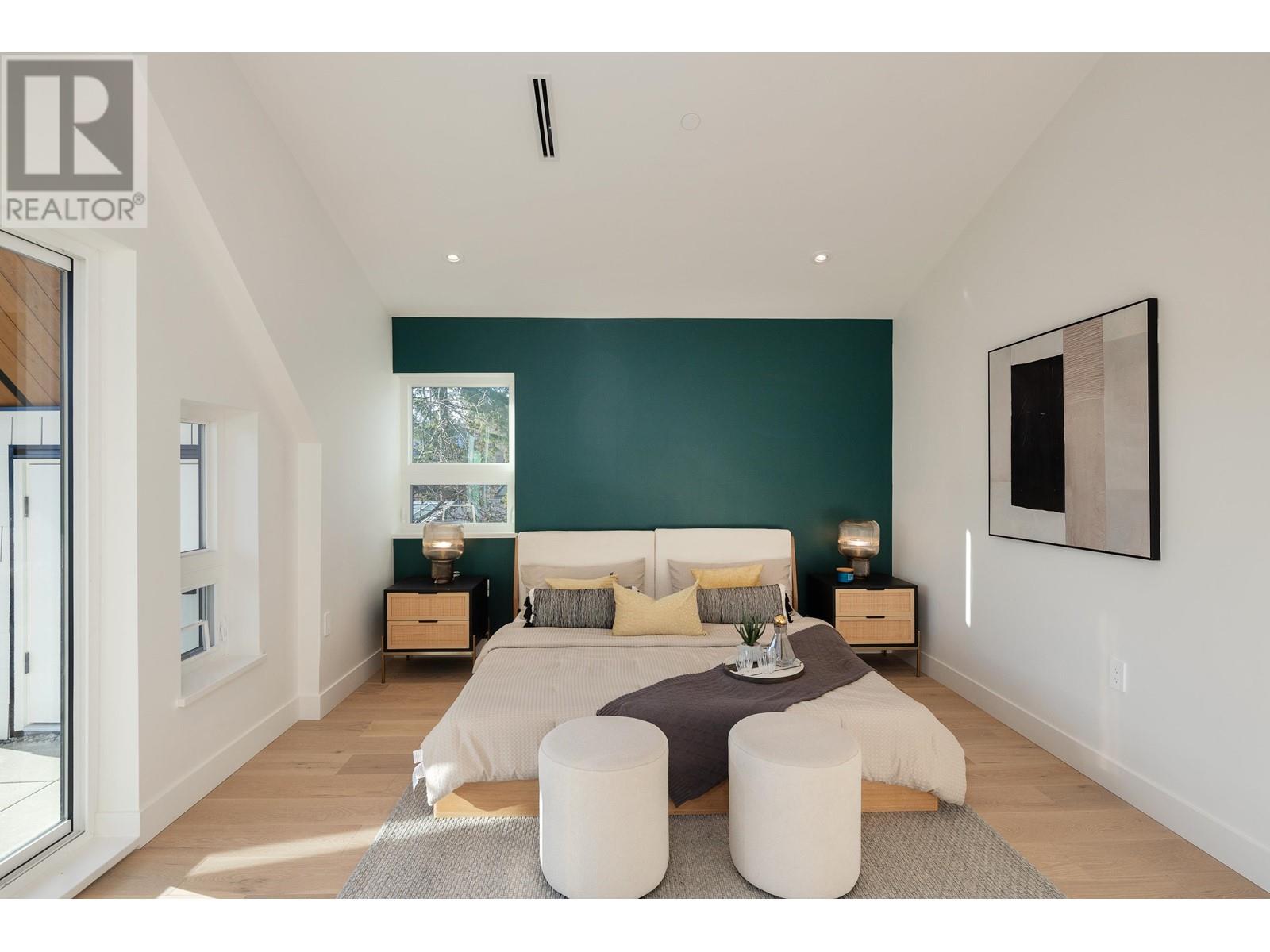 Listing Picture 18 of 38 : 32 E 37TH AVENUE, Vancouver / 溫哥華 - 魯藝地產 Yvonne Lu Group - MLS Medallion Club Member