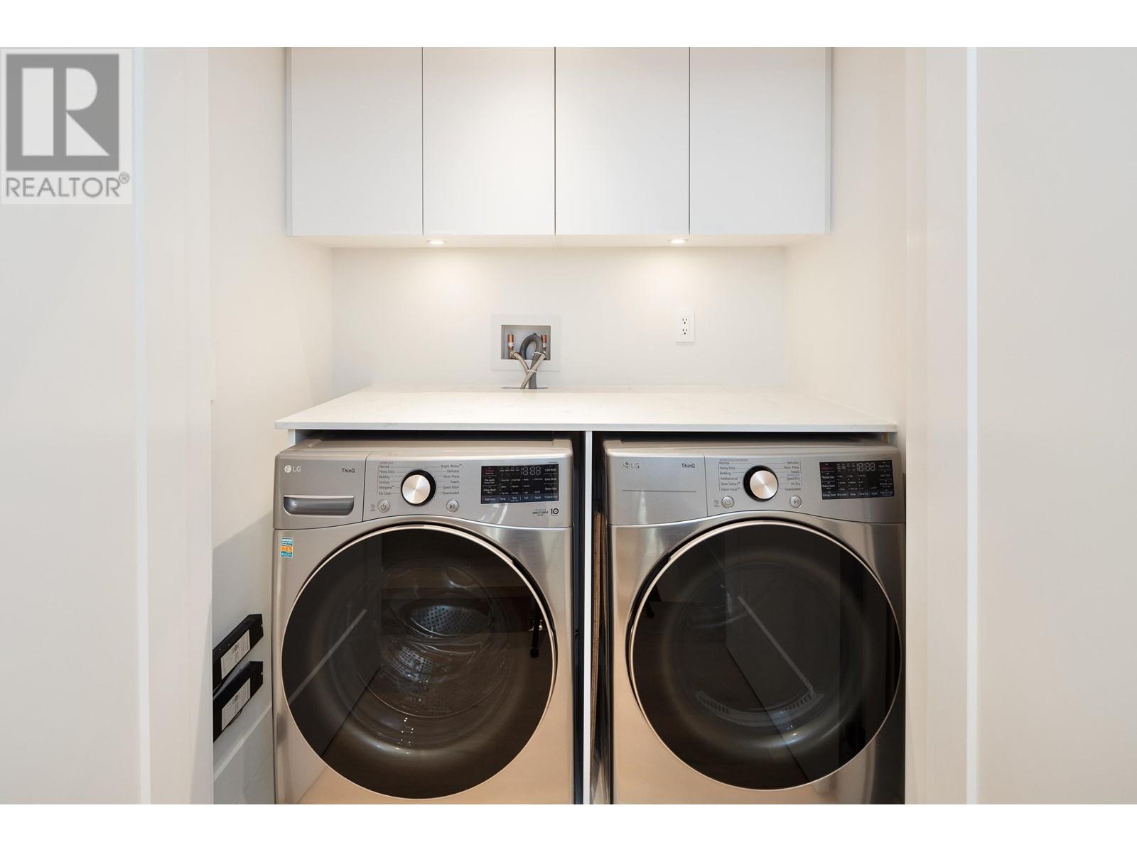 Listing Picture 26 of 38 : 32 E 37TH AVENUE, Vancouver / 溫哥華 - 魯藝地產 Yvonne Lu Group - MLS Medallion Club Member