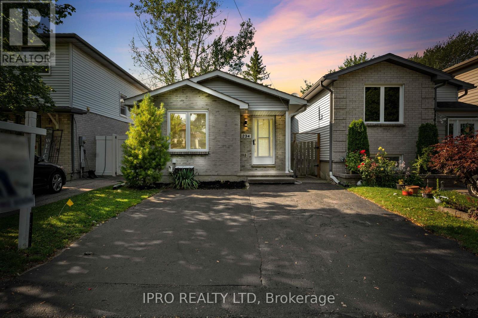 234 Olympic Crescent