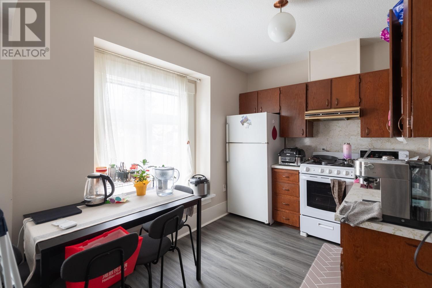2346 Balaclava Street, Vancouver, British Columbia  V6K 4C7 - Photo 5 - R2964466