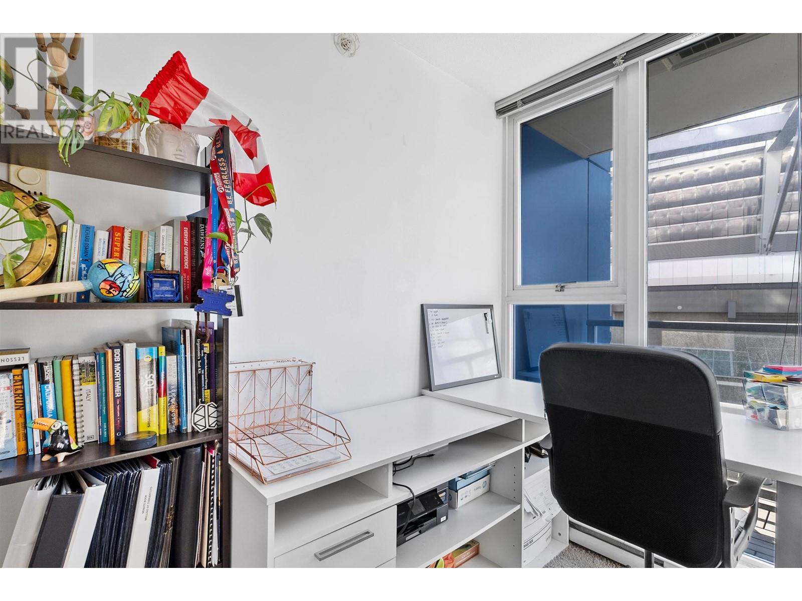 Listing Picture 10 of 23 : 602 111 W GEORGIA STREET, Vancouver / 溫哥華 - 魯藝地產 Yvonne Lu Group - MLS Medallion Club Member