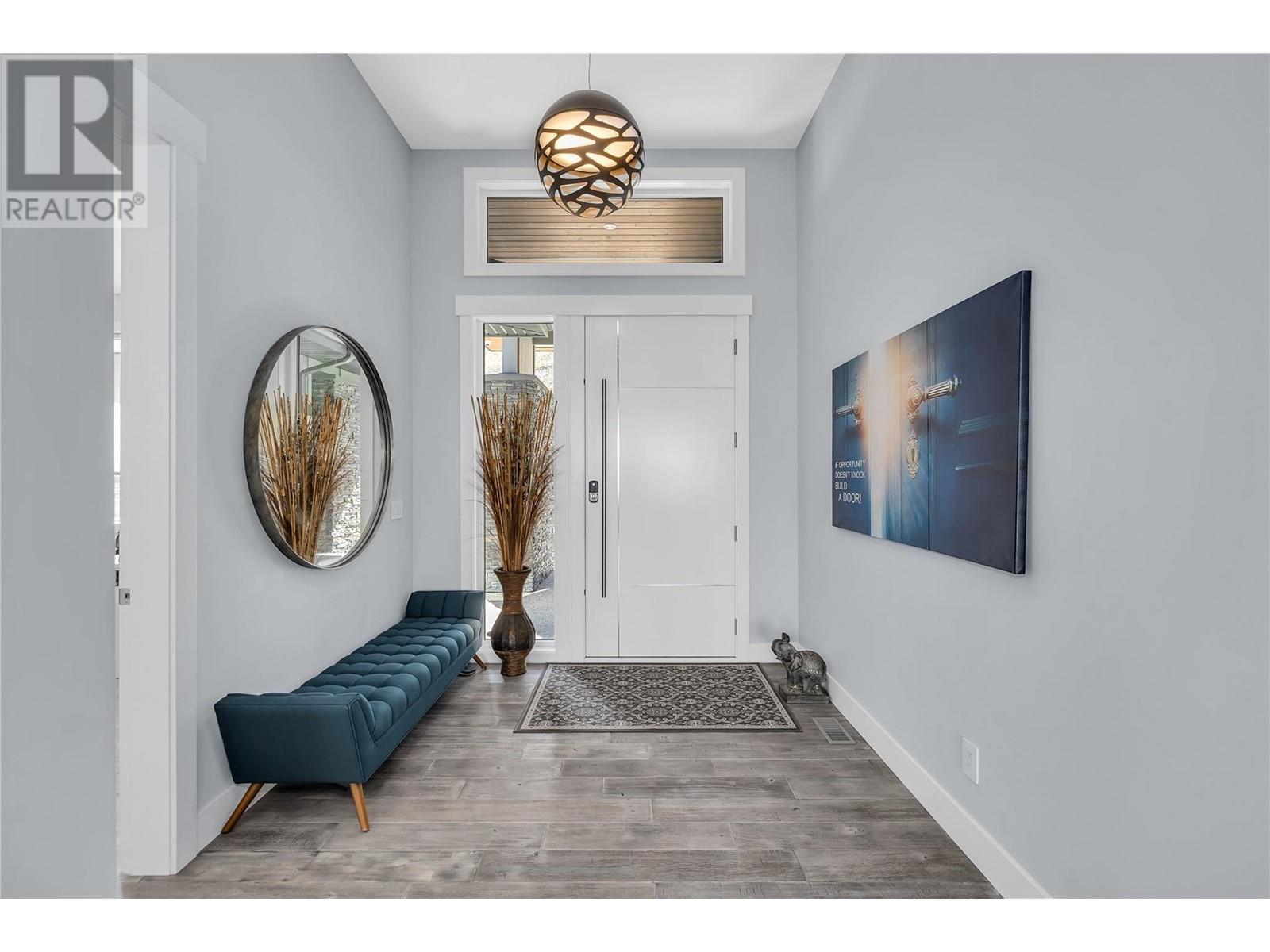 1088 Clarance Avenue, Kelowna, British Columbia  V1W 5M6 - Photo 52 - 10332897