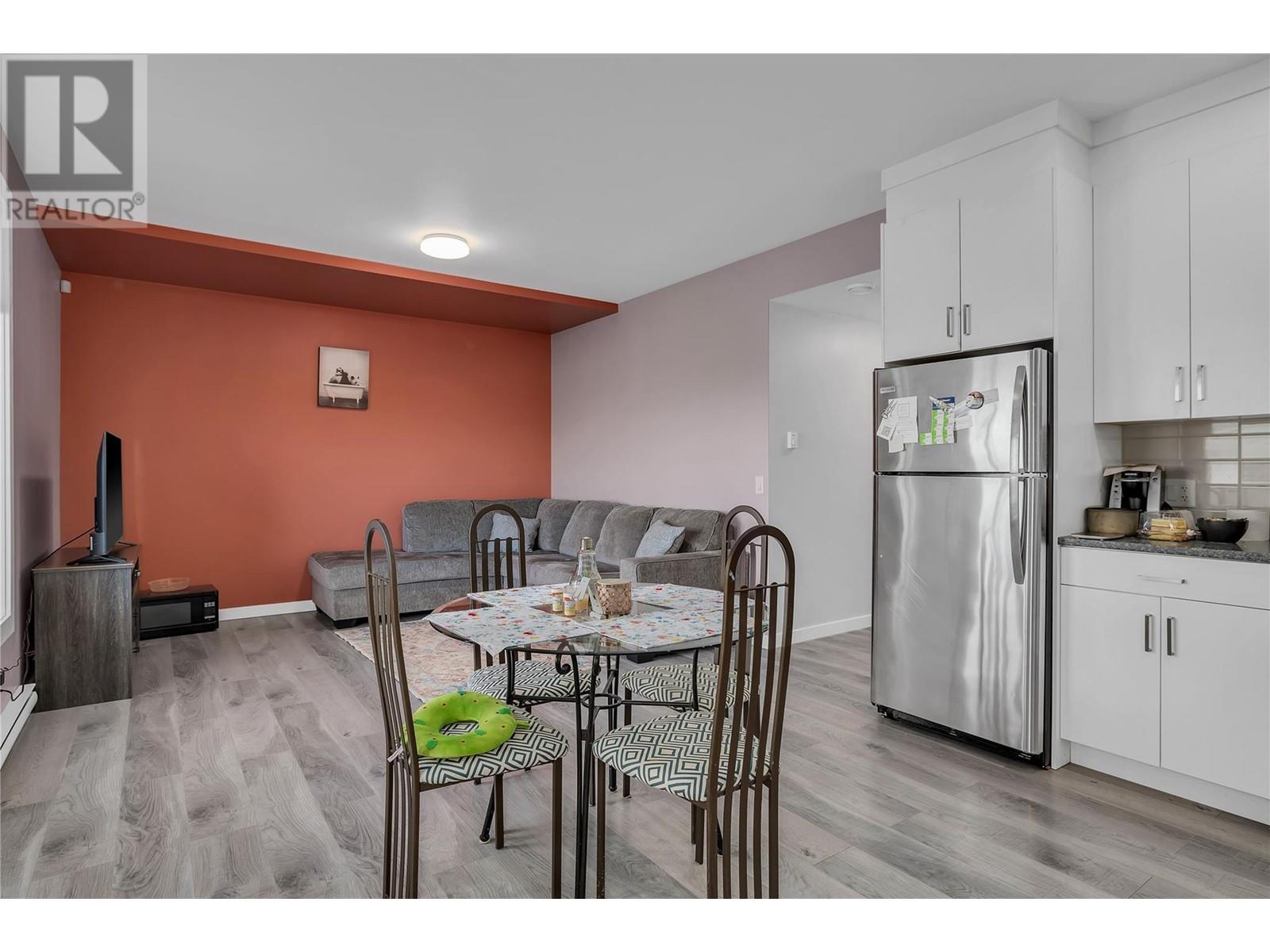 1088 Clarance Avenue, Kelowna, British Columbia  V1W 5M6 - Photo 65 - 10332897