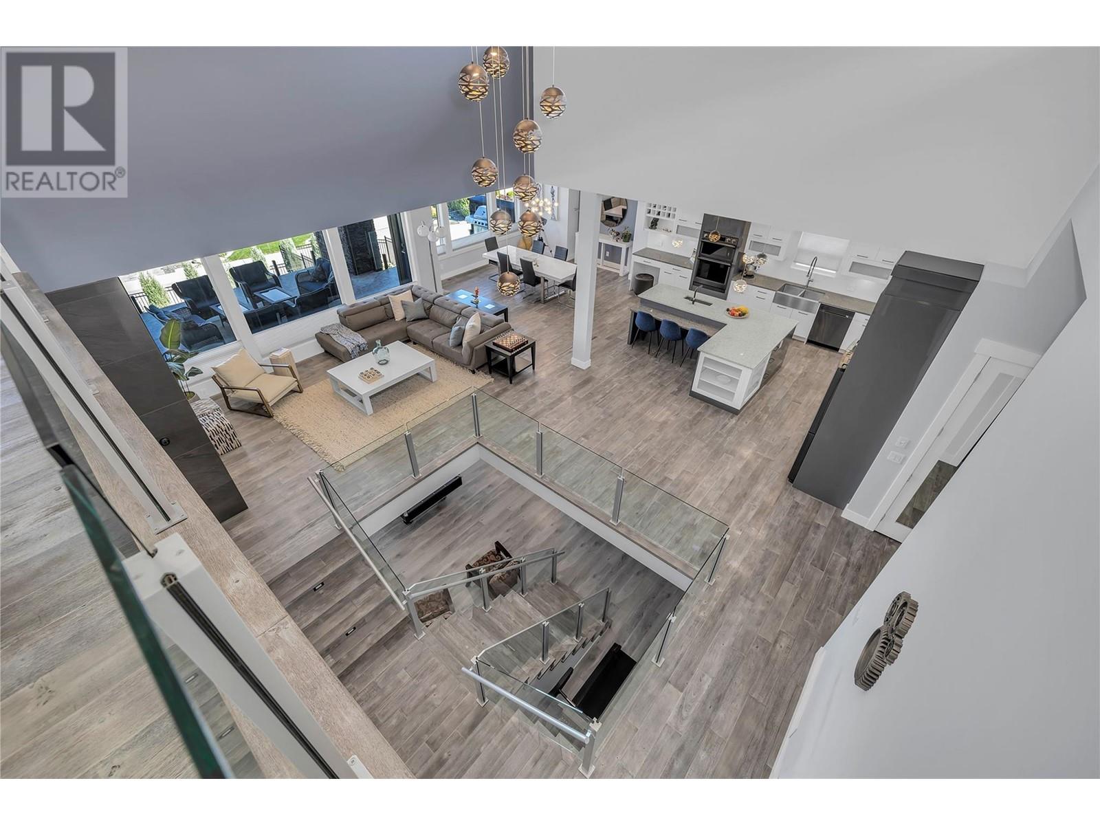 1088 Clarance Avenue, Kelowna, British Columbia  V1W 5M6 - Photo 45 - 10332897