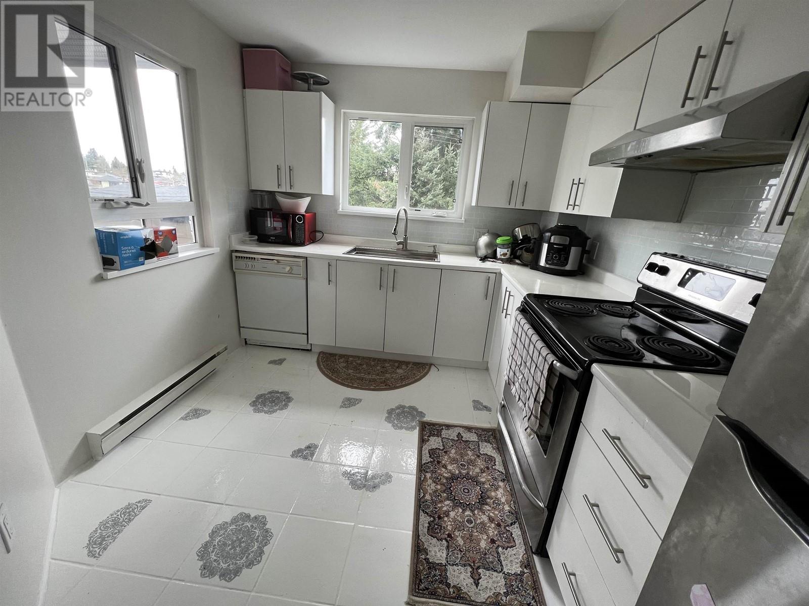 Listing Picture 5 of 9 : 309 2388 KINGSWAY, Vancouver / 溫哥華 - 魯藝地產 Yvonne Lu Group - MLS Medallion Club Member