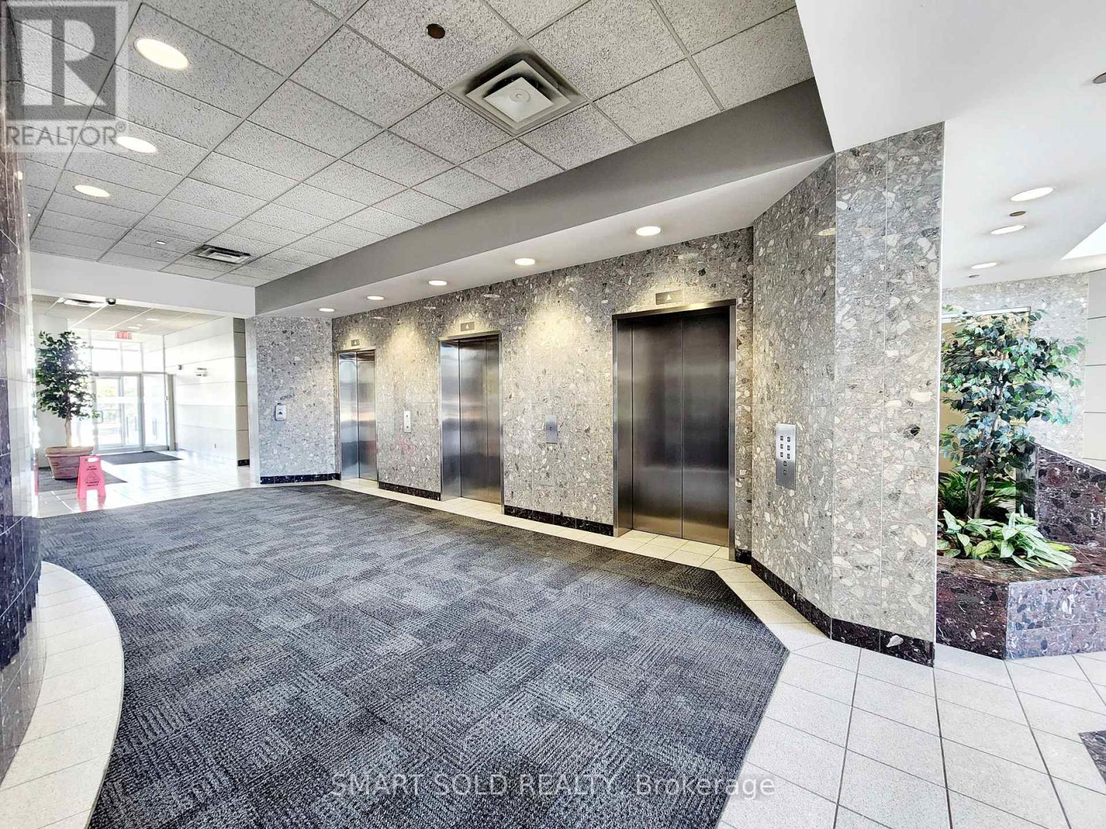 602 - 90 Allstate Parkway, Markham, Ontario  L3R 6H3 - Photo 10 - N11961231