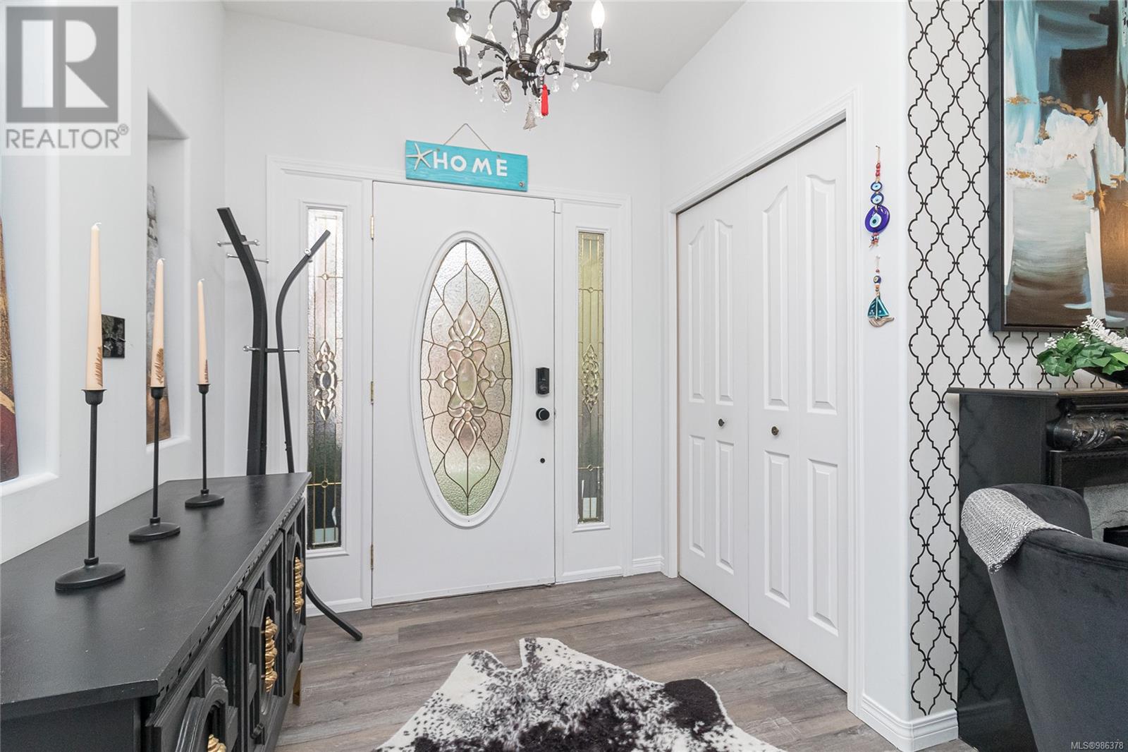 Property at 692 Townview Terr image 3