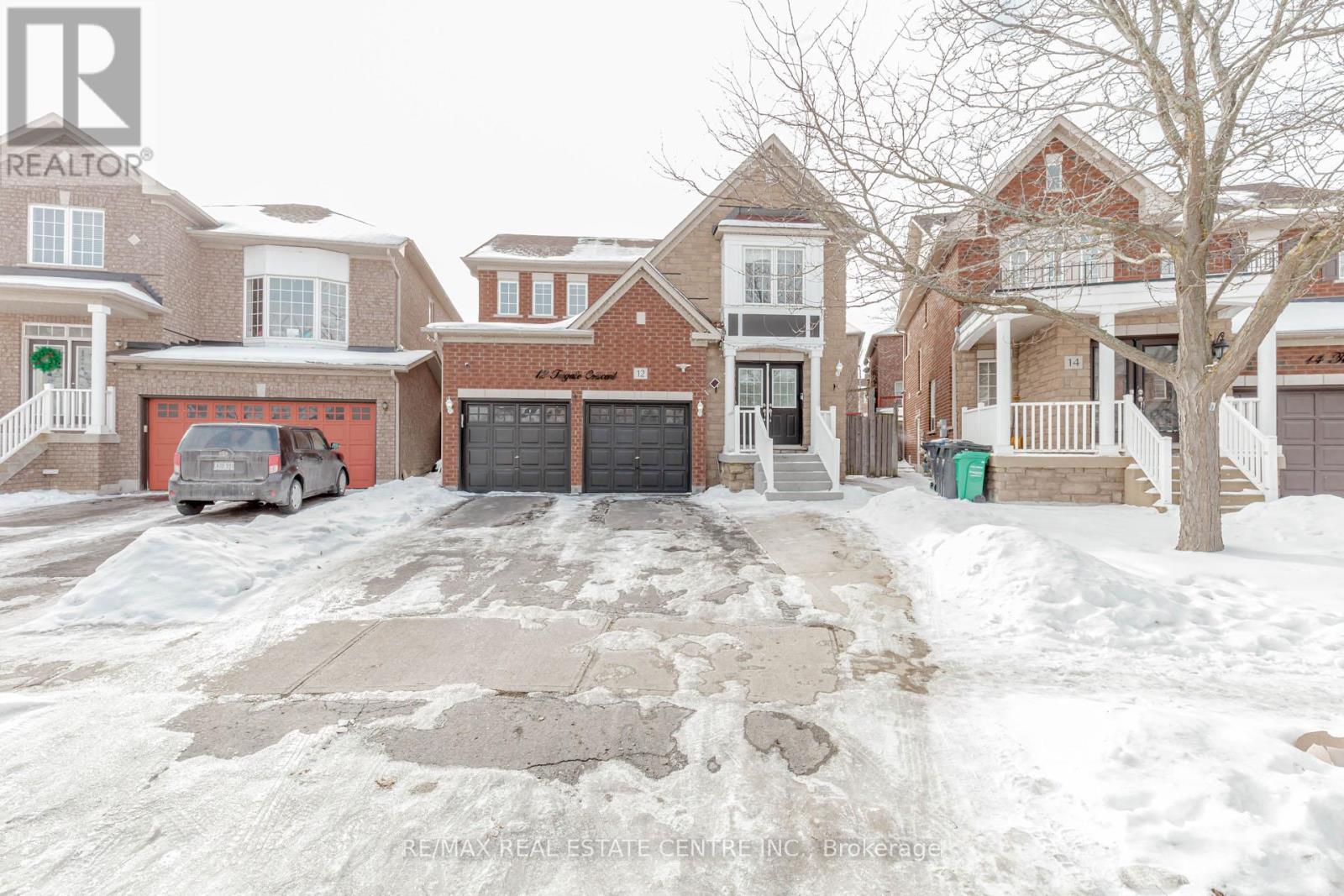 12 Tregate Crescent W, Brampton, Ontario  L7A 2P3 - Photo 1 - W11961237