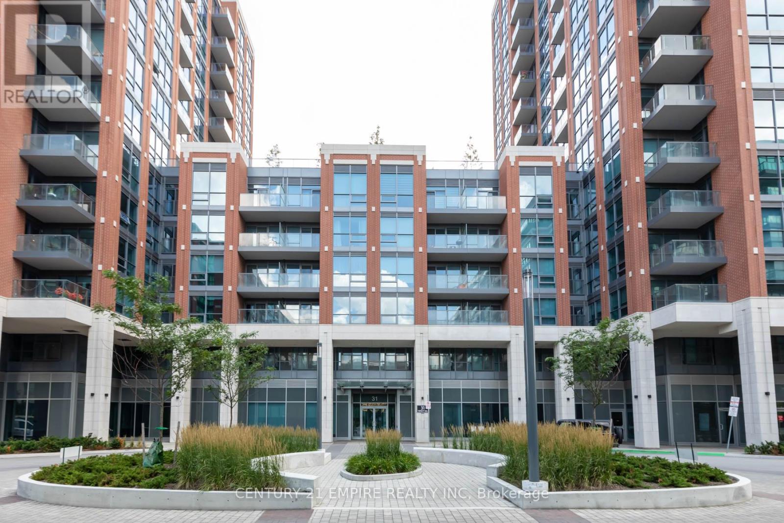 502 - 31 Tippett Road, Toronto, Ontario  M3H 0C8 - Photo 1 - C11961245