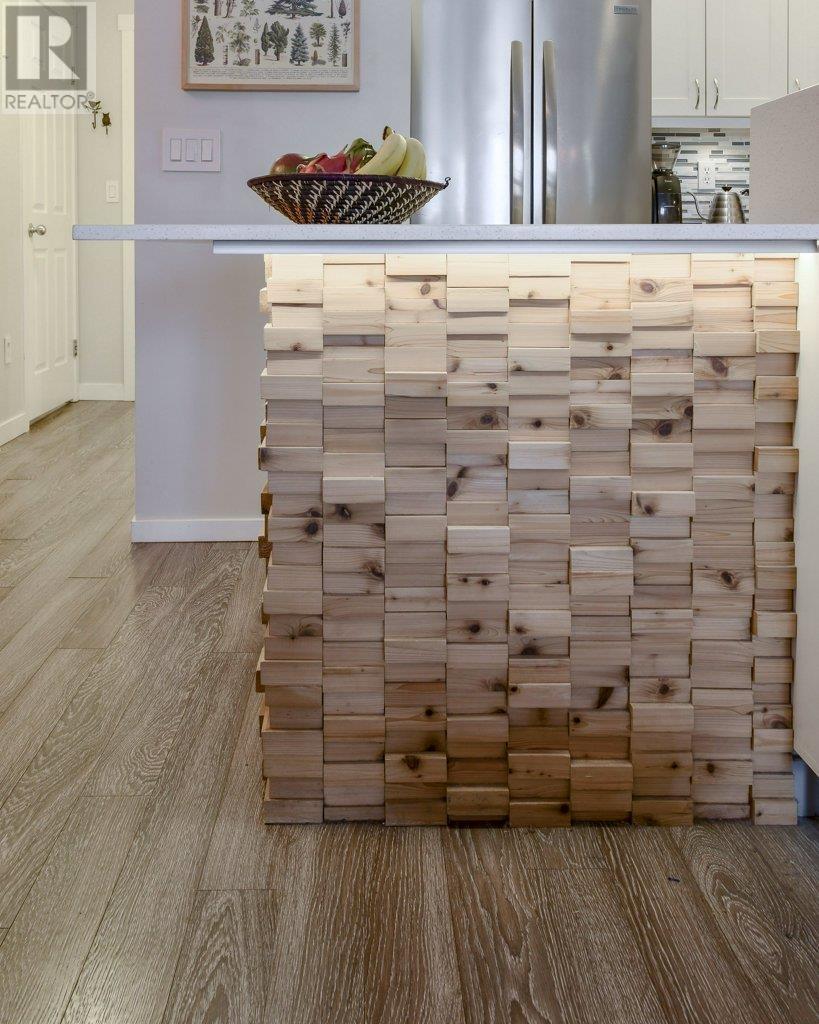 Listing Picture 13 of 40 : 206 1707 CHARLES STREET, Vancouver / 溫哥華 - 魯藝地產 Yvonne Lu Group - MLS Medallion Club Member