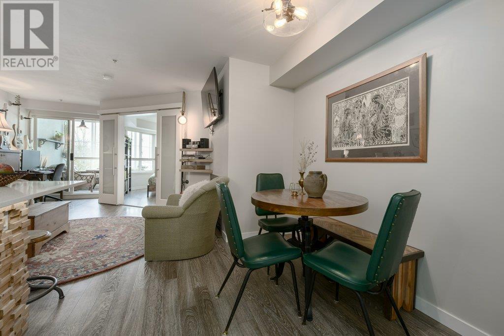 Listing Picture 7 of 40 : 206 1707 CHARLES STREET, Vancouver / 溫哥華 - 魯藝地產 Yvonne Lu Group - MLS Medallion Club Member