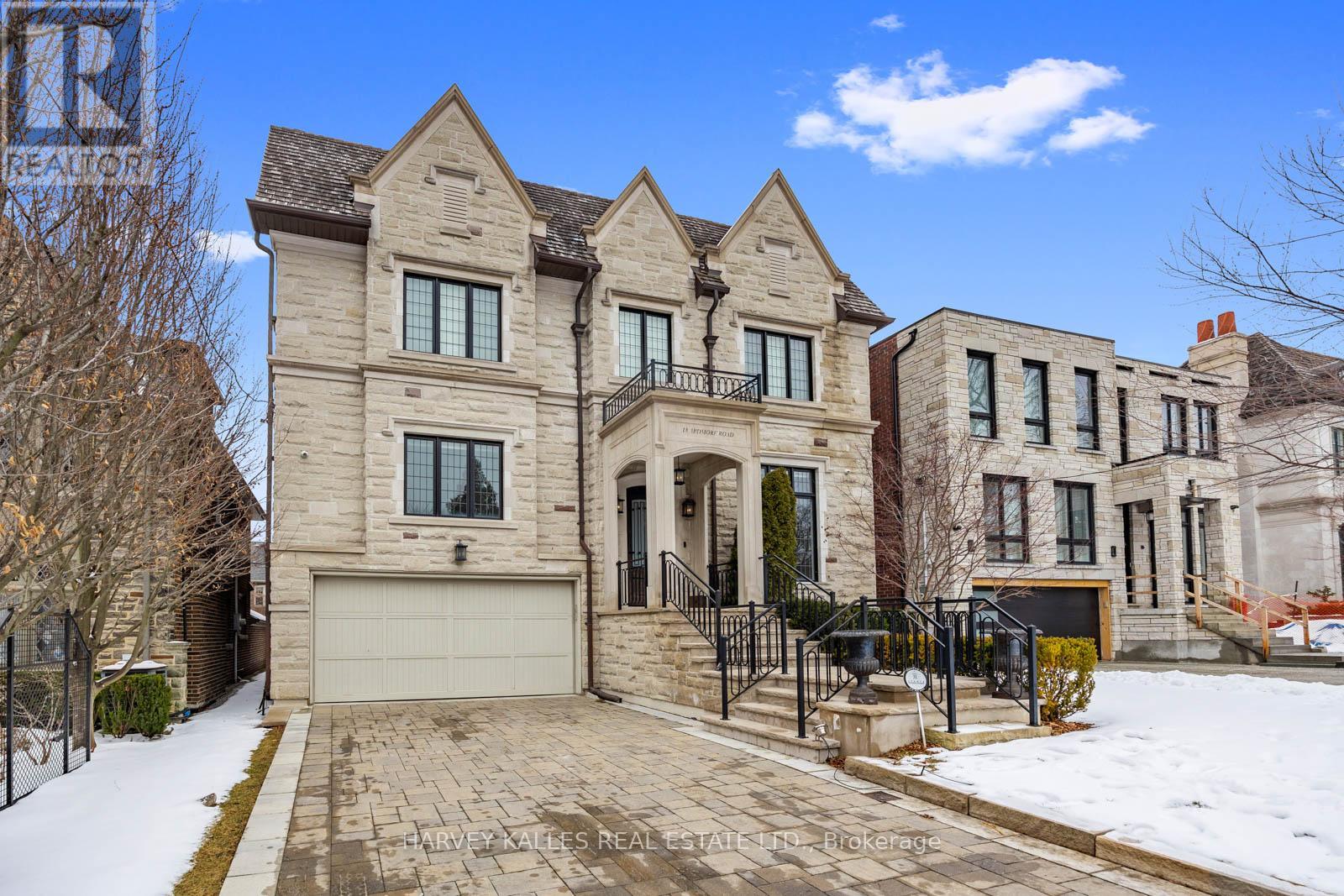 18 ARDMORE ROAD, Toronto, Ontario